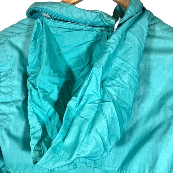 Vintage Unisex Puma Aqua Blue Windbreaker Jacket with Hidden Hood Size Medium - Picture 10 of 11